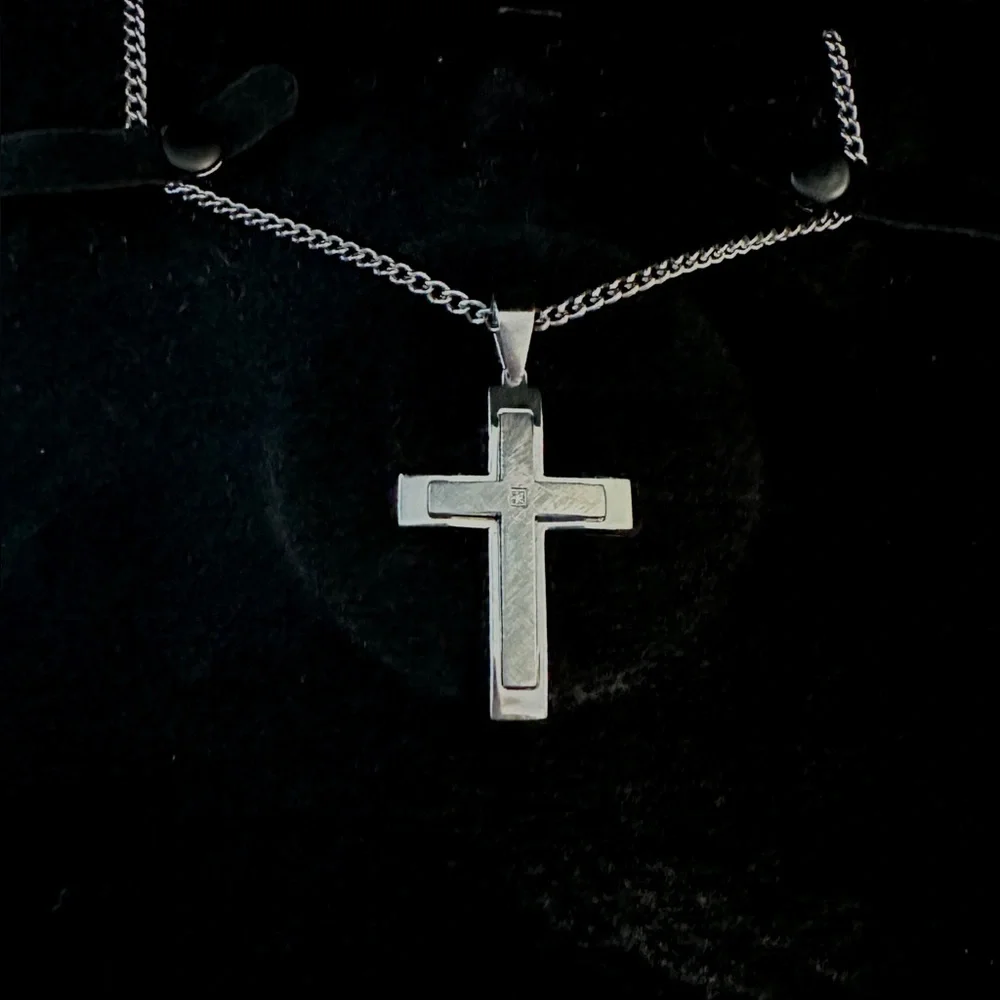 Men's Silver Cross Pendant Necklace - Classic Stainless Style